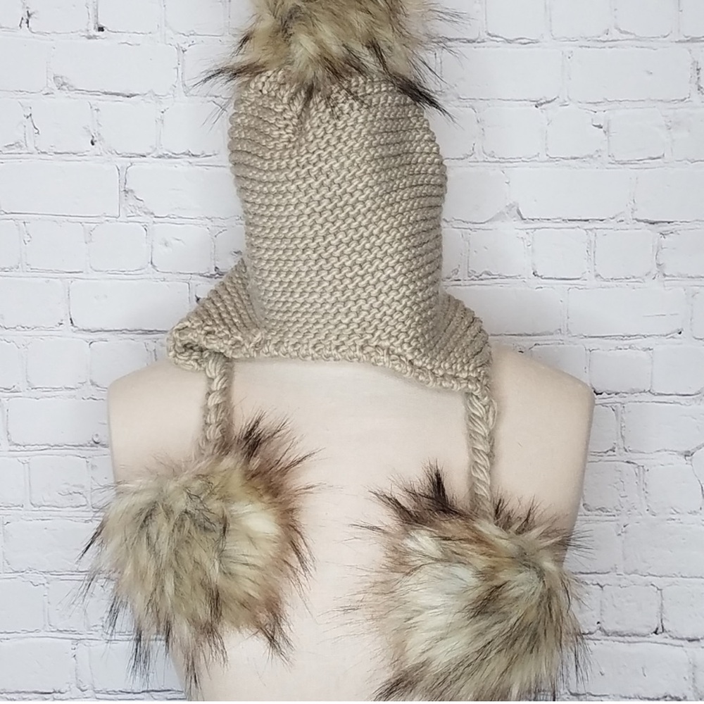 Altar'd State David and Young Pom Pom Winter Hat NWT